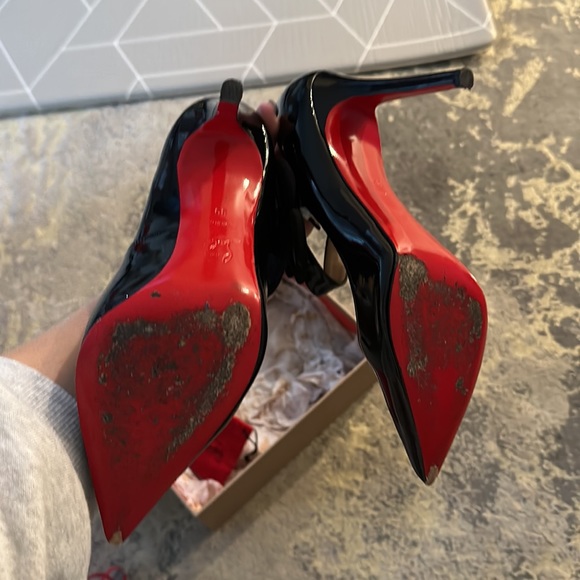 Christina Louboutin Pensee - Picture 3 of 6